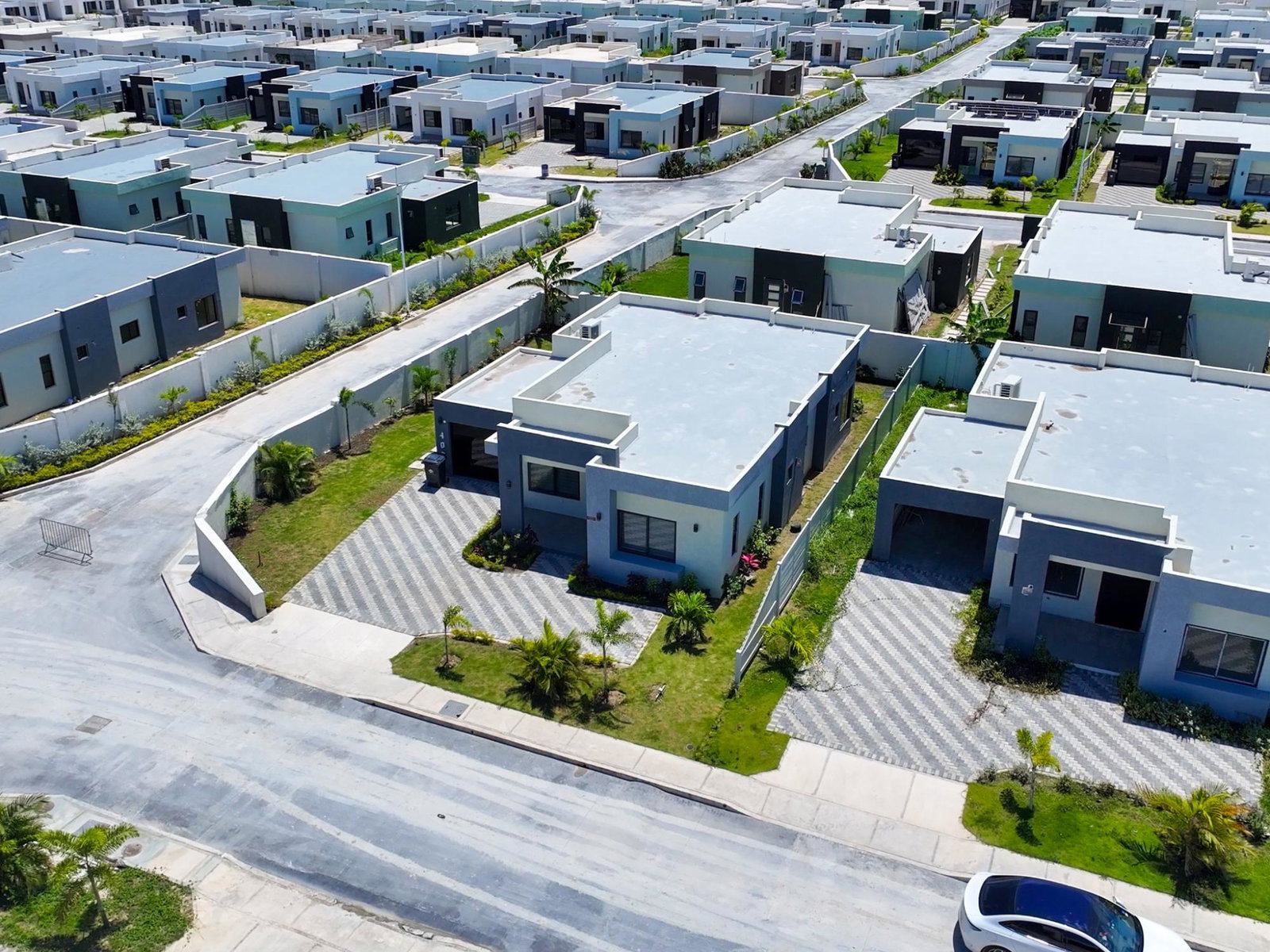 3-Bedroom-Beachfront-House-for-Rent-at-Paradisiac-Beach-Club-St-Ann-Jamaica Fourth image of 403 Paradisiac Beach Club, ri in Richmond, St. Ann, Jamaica - property is For Rent