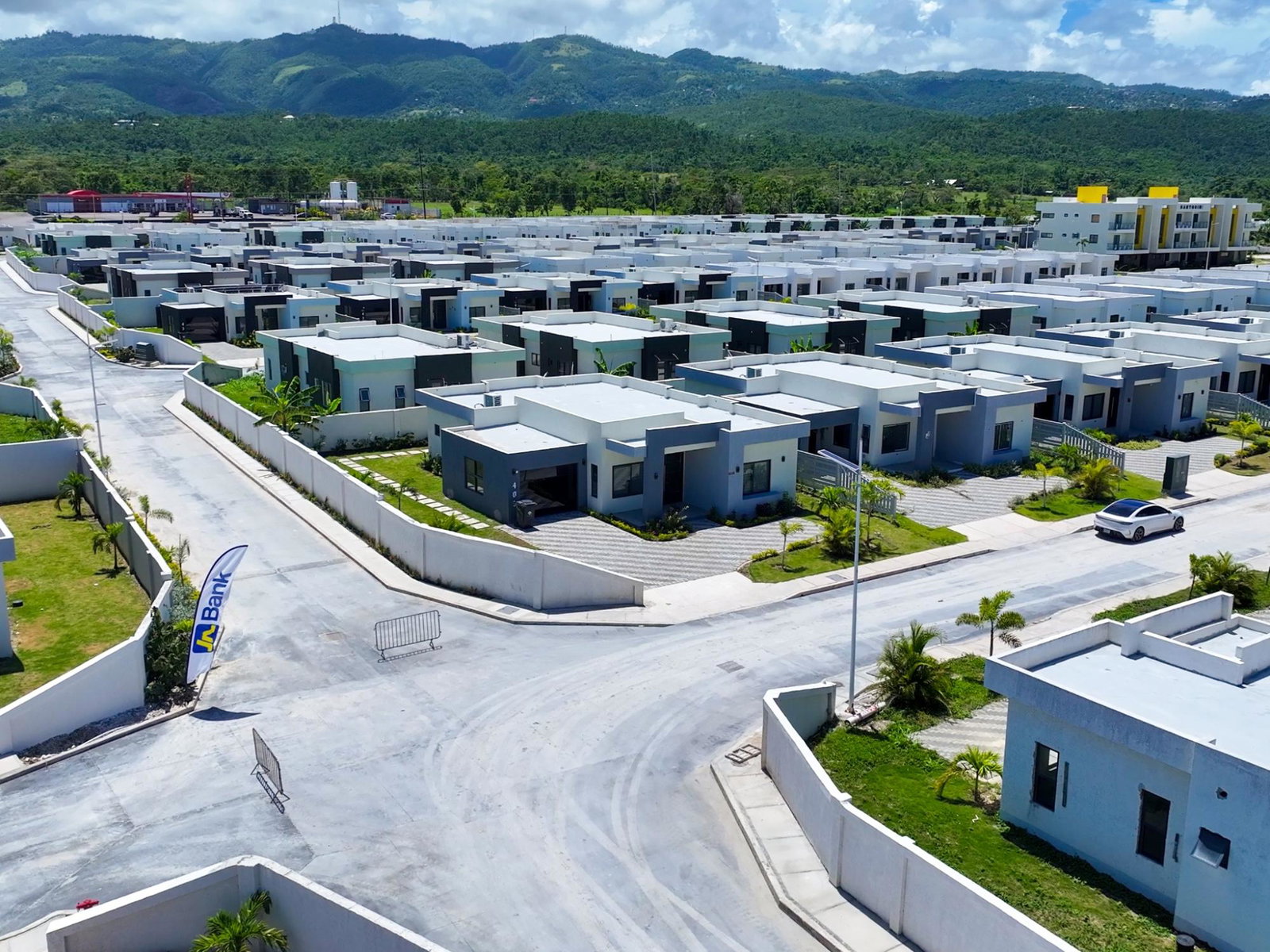 3-Bedroom-Beachfront-House-for-Rent-at-Paradisiac-Beach-Club-St-Ann-Jamaica Sixth image of 403 Paradisiac Beach Club, ri in Richmond, St. Ann, Jamaica - property is For Rent