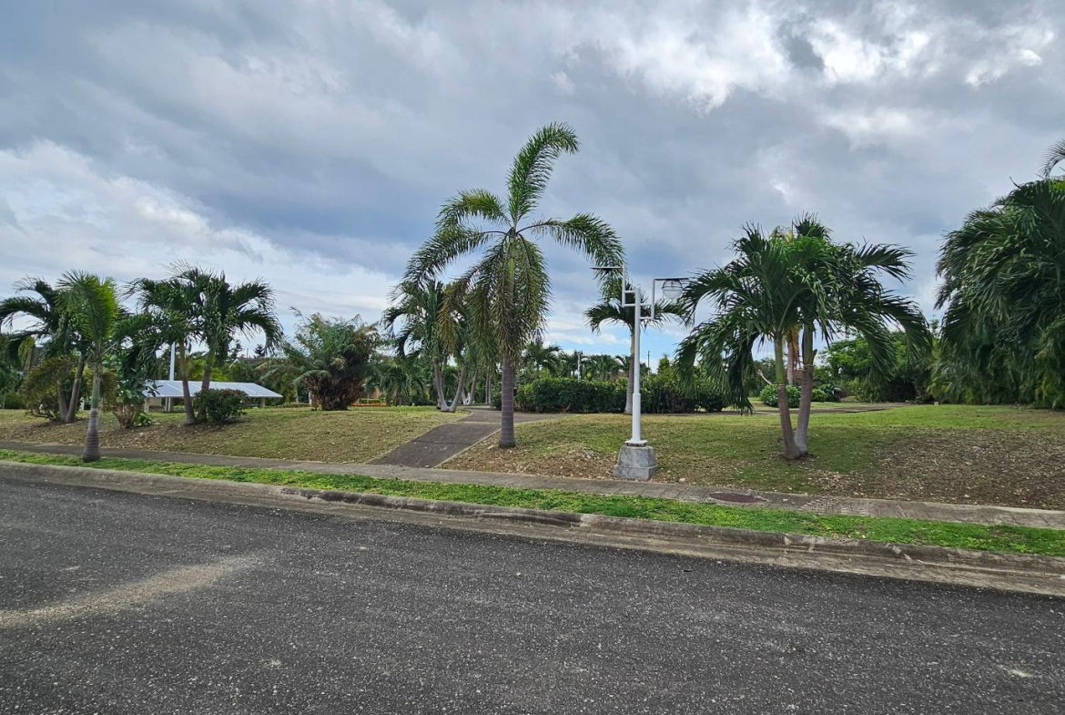 Fifteenth image of 212 Pimento Avenue in Laughlands, St. Ann, Jamaica - property is For Sale