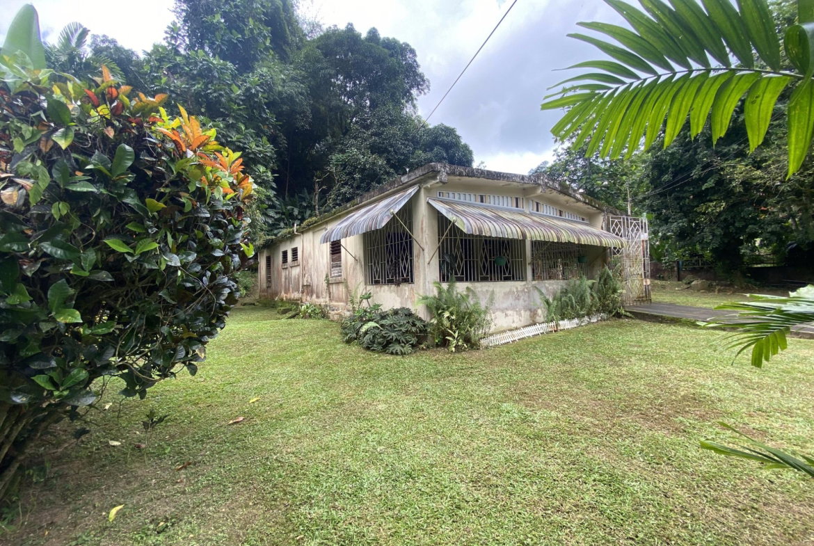 Second image of 5 Staten Close in Kingston 9, St. Andrew, Jamaica - property is For Sale