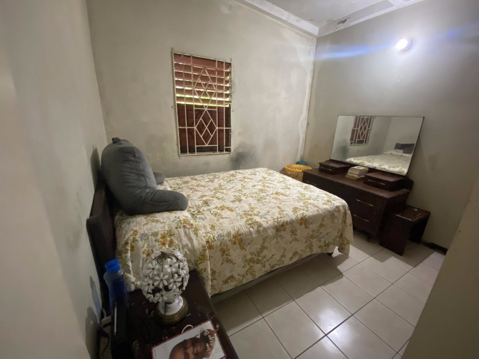 Seventeenth image of 5 Staten Close in Kingston 9, St. Andrew, Jamaica - property is For Sale