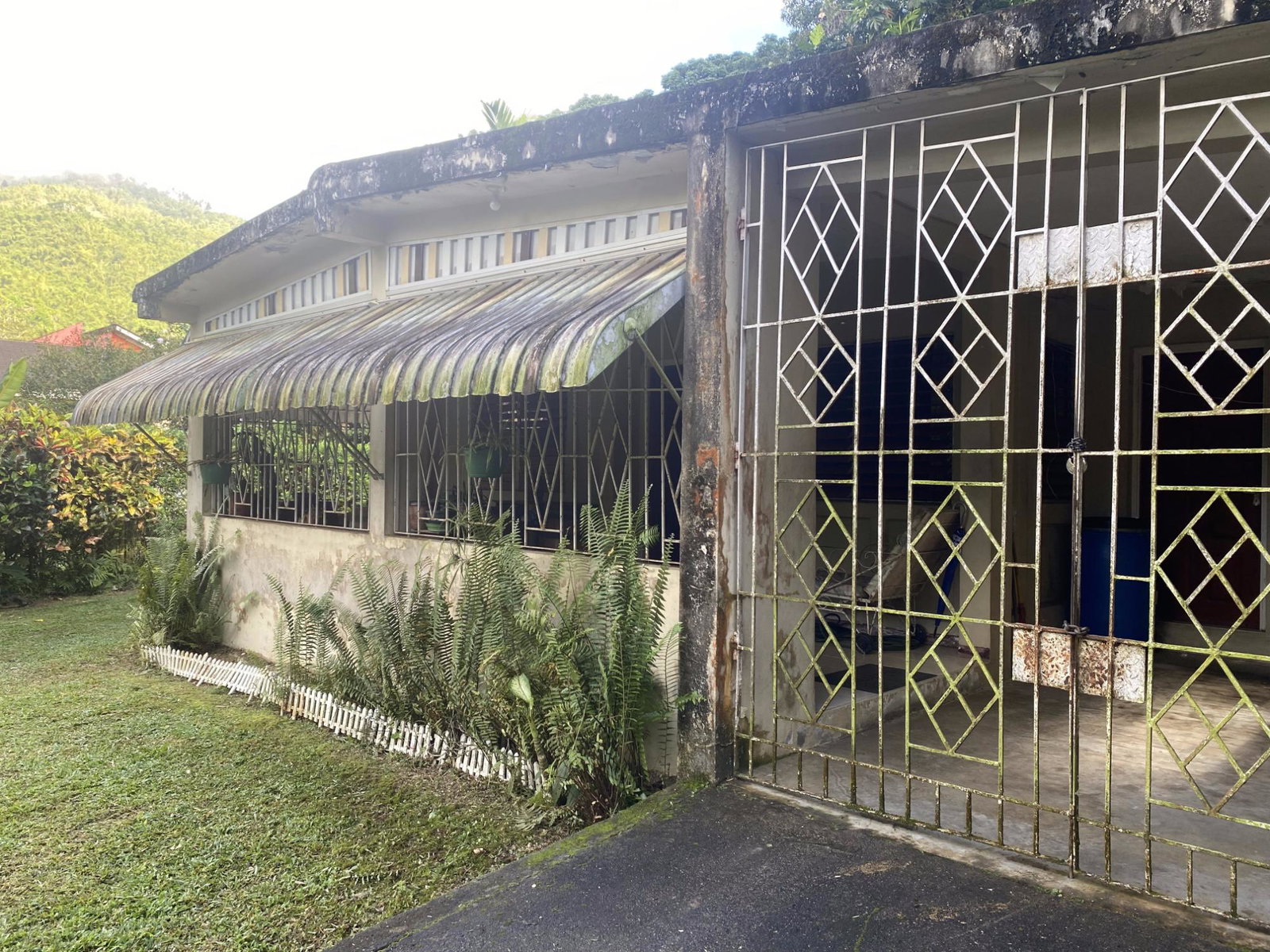 Third image of 5 Staten Close in Kingston 9, St. Andrew, Jamaica - property is For Sale