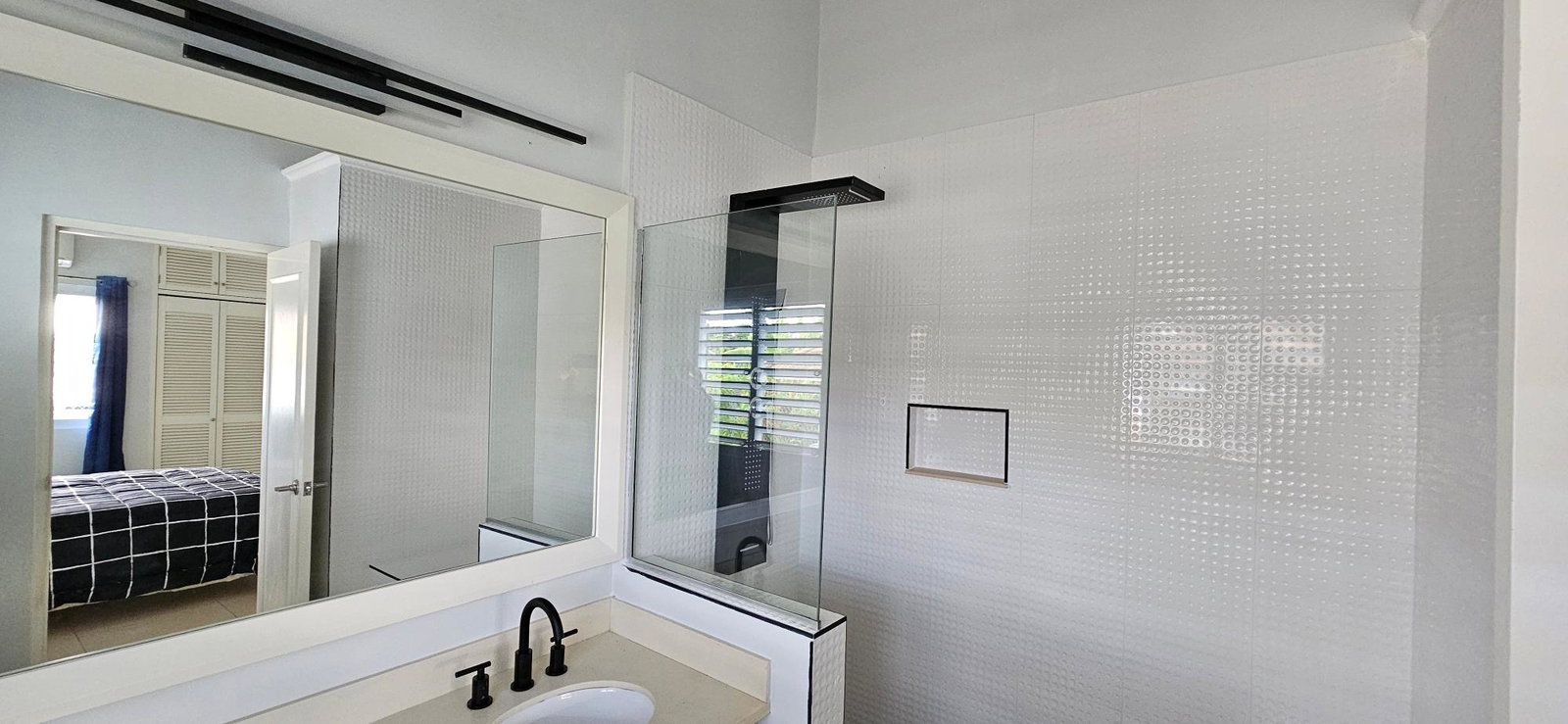 Eleventh image of 694 Mango Walk Coolshade, Ric in Laughlands, St. Ann, Jamaica - property is For Rent