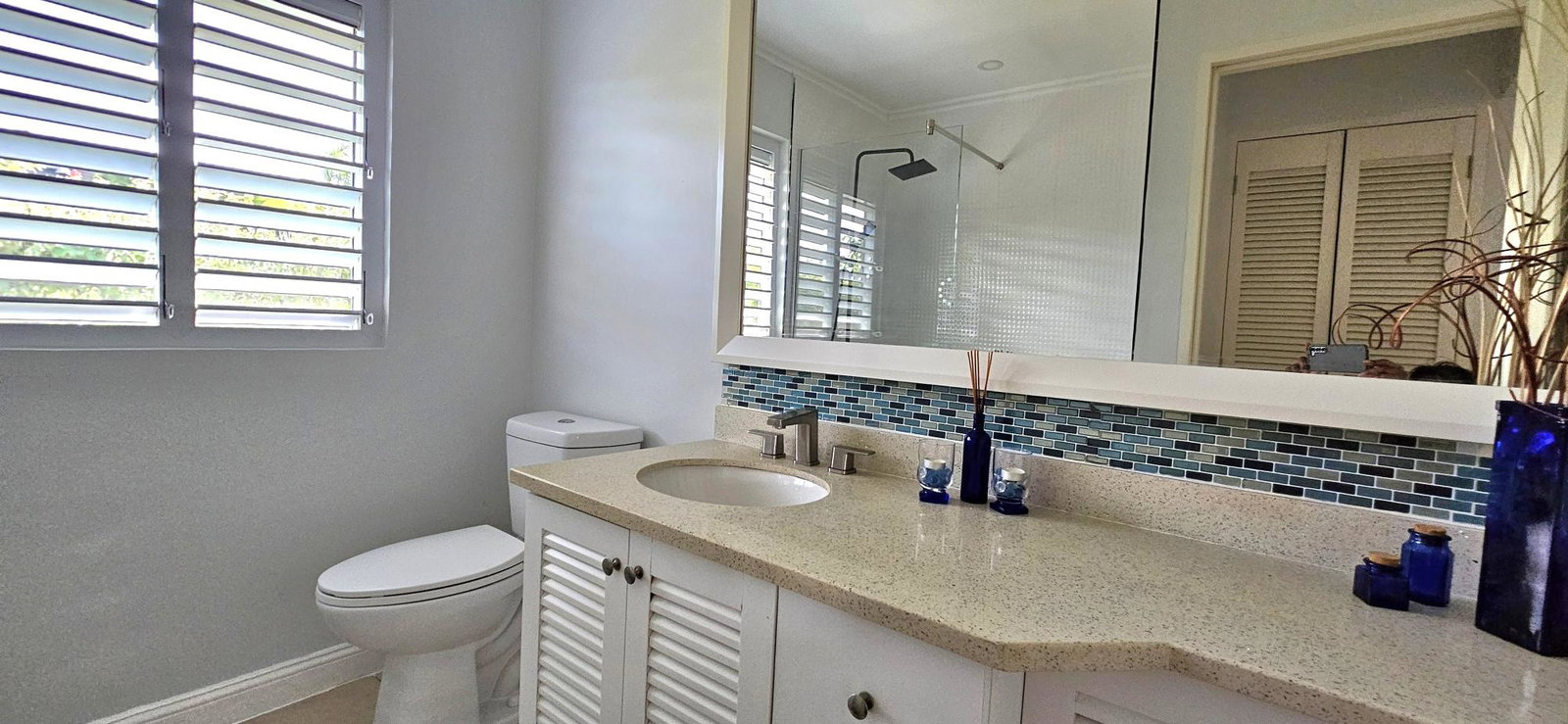 Fifteenth image of 694 Mango Walk Coolshade, Ric in Laughlands, St. Ann, Jamaica - property is For Rent