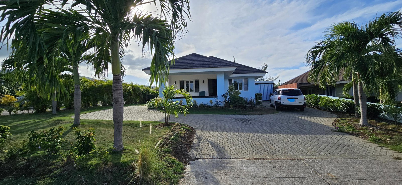Seventeenth image of 694 Mango Walk Coolshade, Ric in Laughlands, St. Ann, Jamaica - property is For Rent