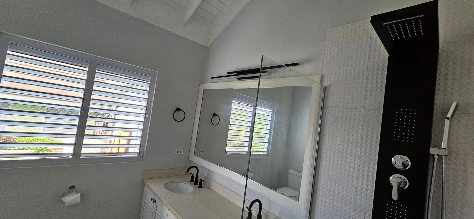 Tenth image of 694 Mango Walk Coolshade, Ric in Laughlands, St. Ann, Jamaica - property is For Rent