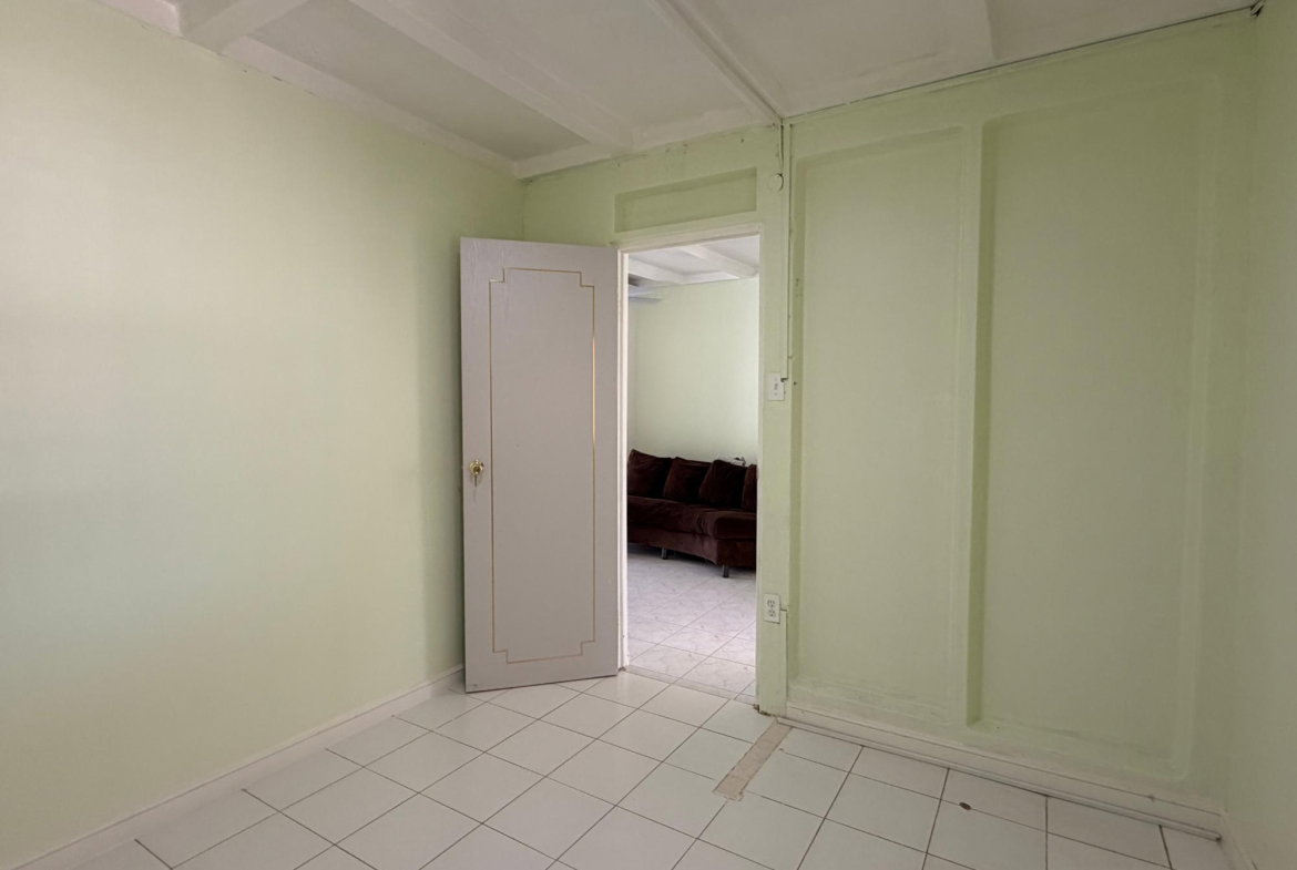Seventh image of North West 42nd Place in Greater Portmore, St. Catherine, Jamaica - property is For Rent