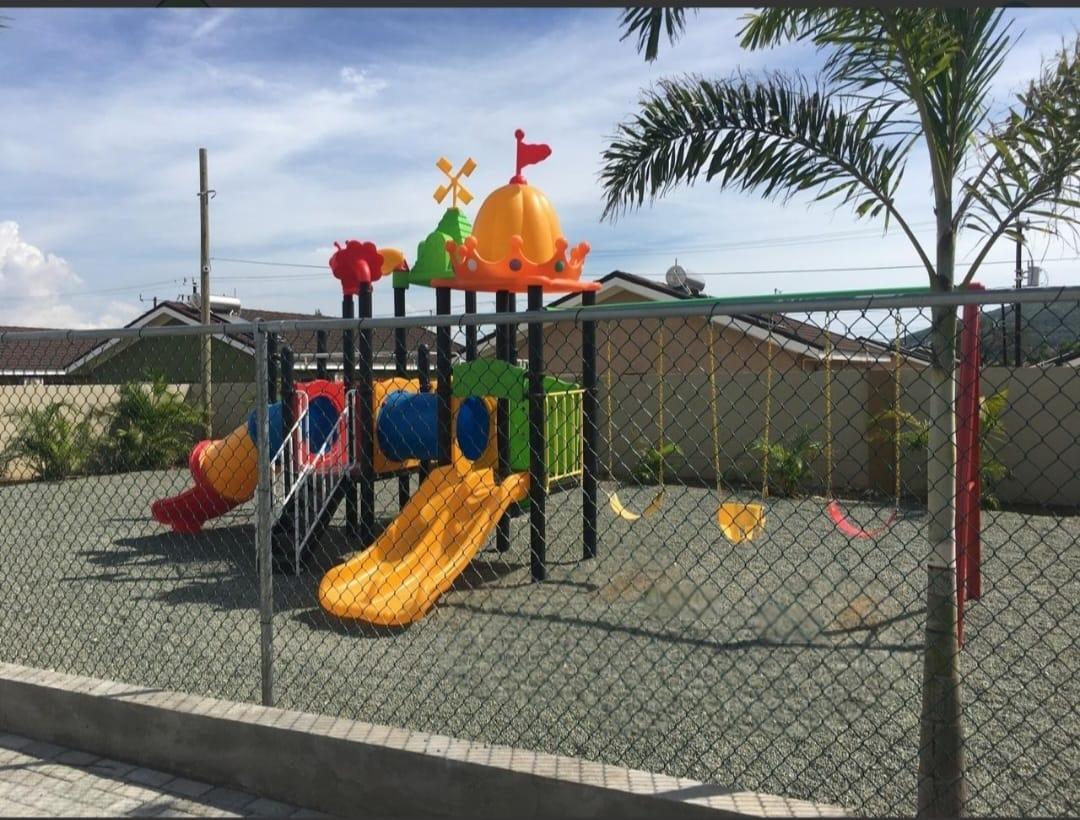 Eleventh image of 172- Oak Estate in Bernard Lodge, St. Catherine, Jamaica - property is For Rent