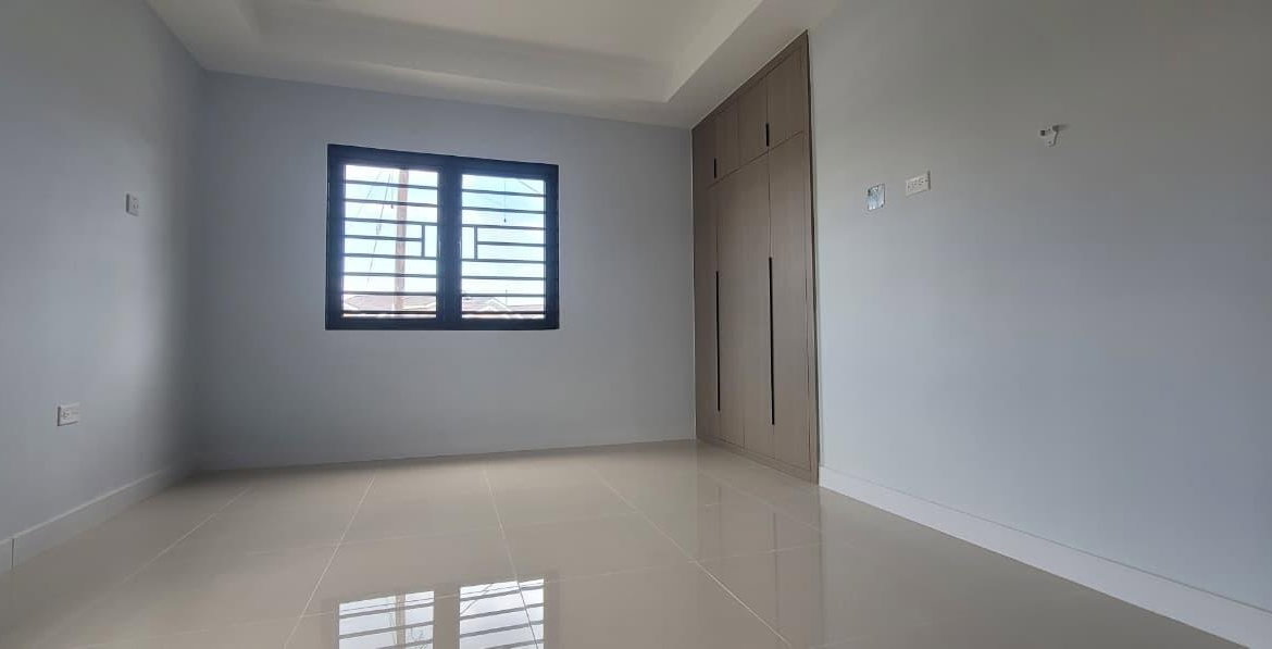 Seventh image of 172- Oak Estate in Bernard Lodge, St. Catherine, Jamaica - property is For Rent