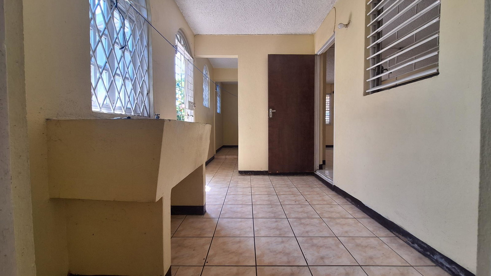 3-Bedroom-Townhouse-For-Sale-in-Portmore-St.-Catherine-335-Oakwood-Boulevard Eleventh image of 335 Oakwood Boulevard in Bridgeview, St. Catherine, Jamaica - property is For Sale