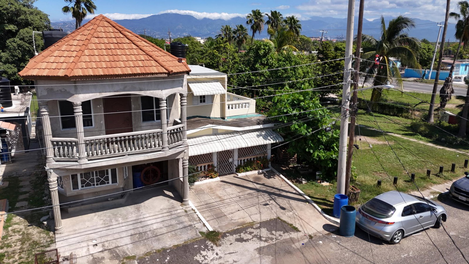 3-Bedroom-Townhouse-For-Sale-in-Portmore-St.-Catherine-335-Oakwood-Boulevard Twenty-Fifth image of 335 Oakwood Boulevard in Bridgeview, St. Catherine, Jamaica - property is For Sale