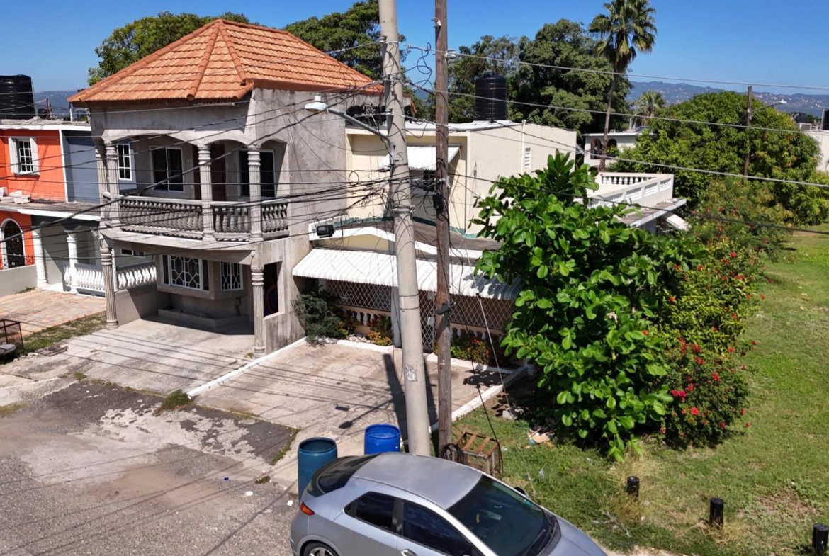Twenty-Ninth image of 335 Oakwood Boulevard in Bridgeview, St. Catherine, Jamaica - property is For Sale