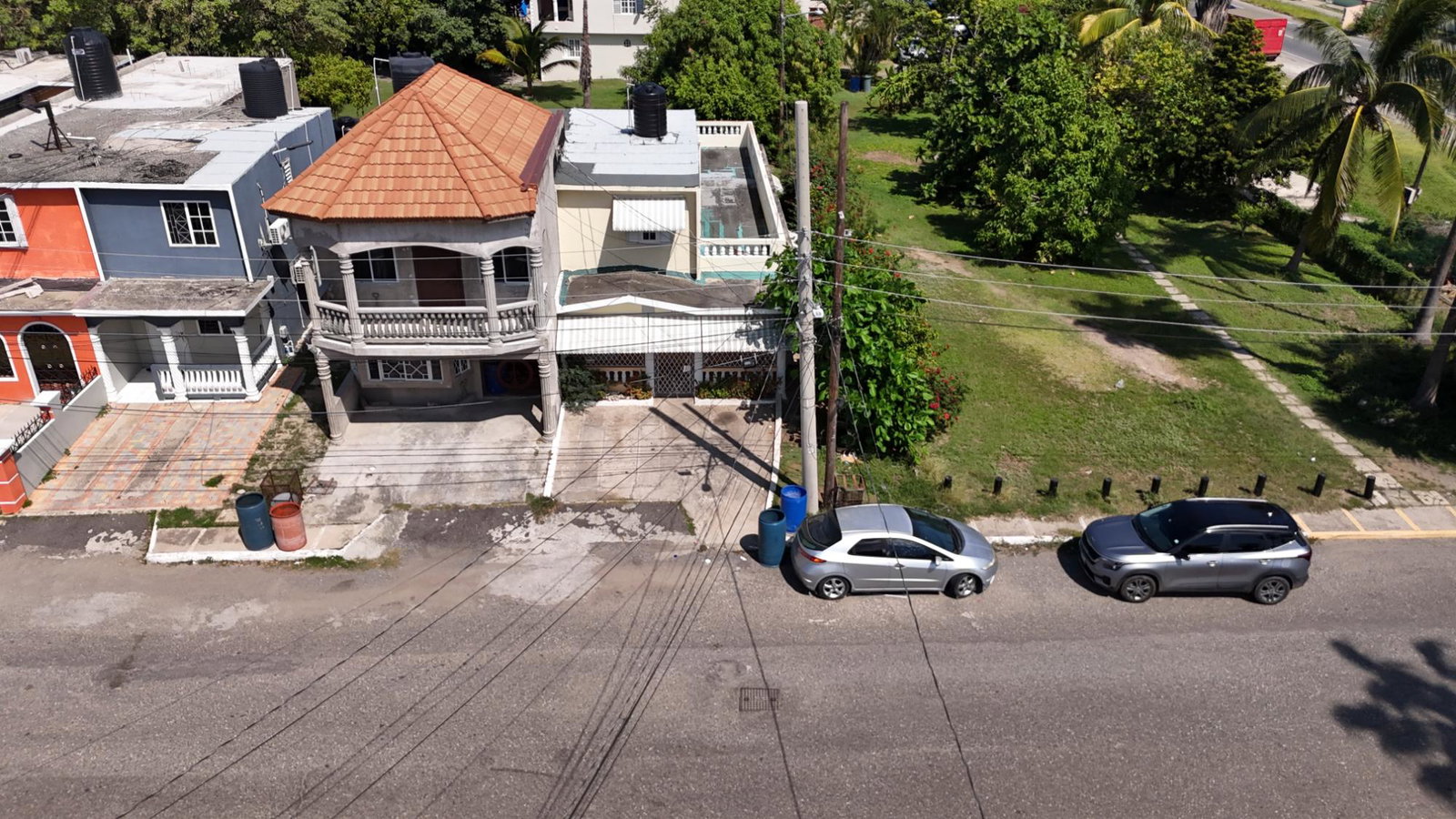 3-Bedroom-Townhouse-For-Sale-in-Portmore-St.-Catherine-335-Oakwood-Boulevard Thirtieth image of 335 Oakwood Boulevard in Bridgeview, St. Catherine, Jamaica - property is For Sale