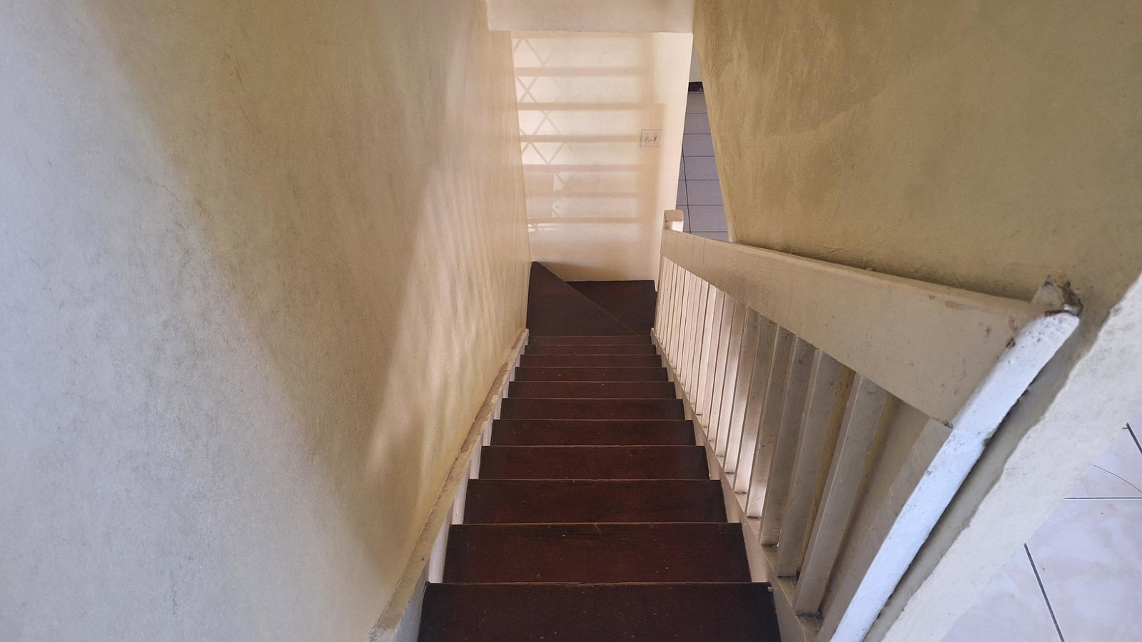 3-Bedroom-Townhouse-For-Sale-in-Portmore-St.-Catherine-335-Oakwood-Boulevard Eighth image of 335 Oakwood Boulevard in Bridgeview, St. Catherine, Jamaica - property is For Sale