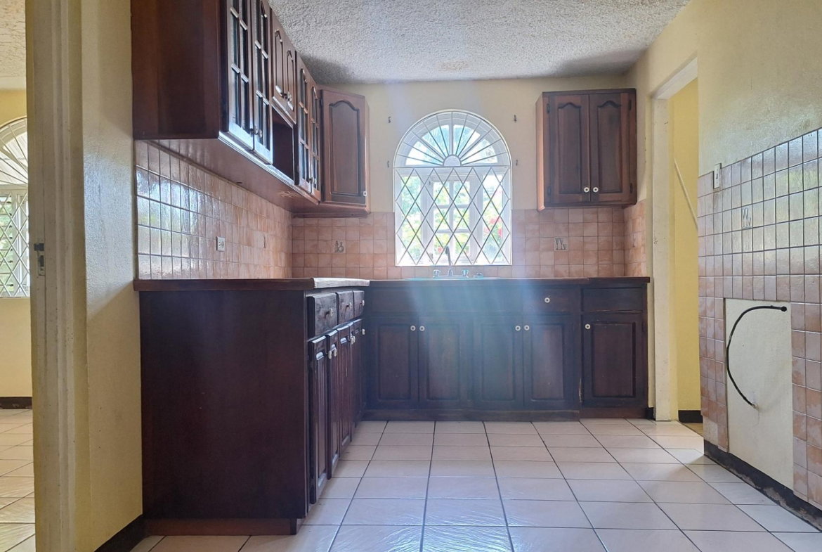 Ninth image of 335 Oakwood Boulevard in Bridgeview, St. Catherine, Jamaica - property is For Sale