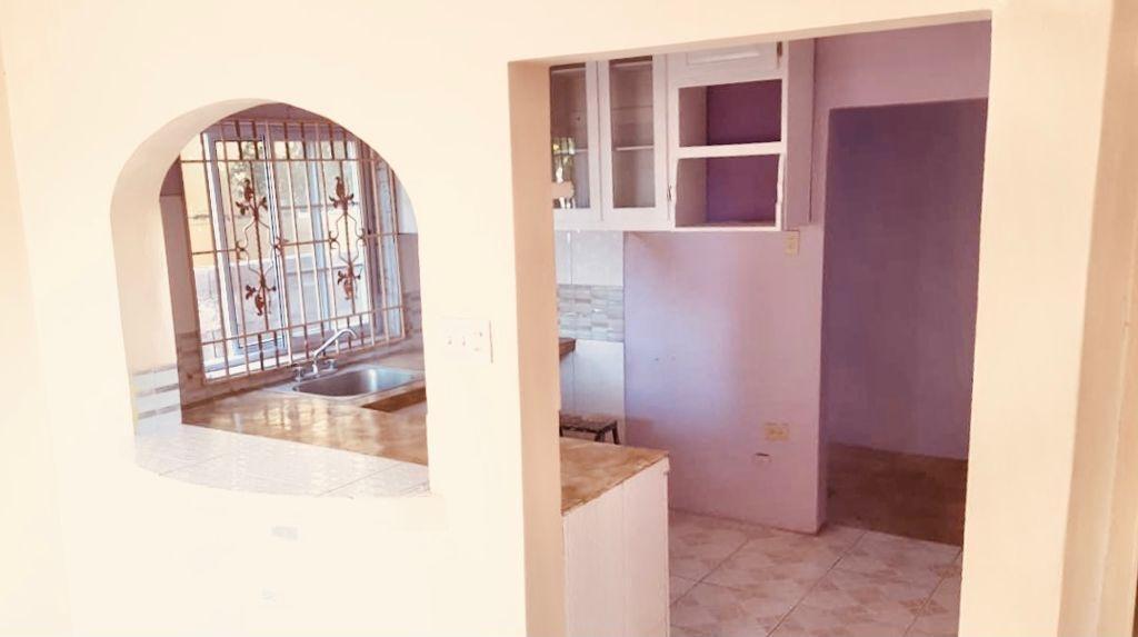 Sixth image of Upper Fort, Johnson Hill in HELLSHIRE HILLS, St. Catherine, Jamaica - property is For Rent