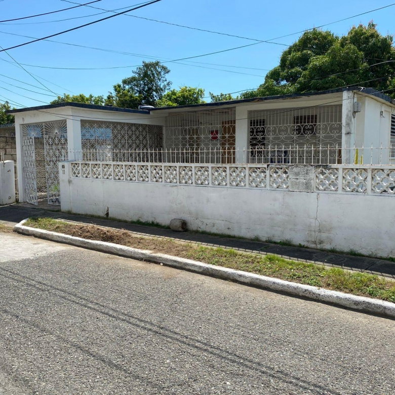 First image of 1025 Portland Circle, Independ in Independence City, St. Catherine, Jamaica - property is For Sale