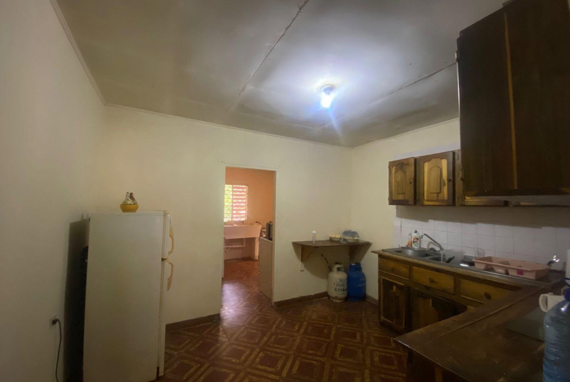 Tenth image of Part of Porus in Porus, Manchester, Jamaica - property is For Sale