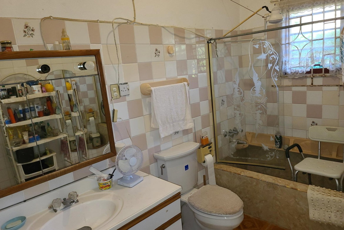 Seventh image of 4 Charlton, Ewarton in Ewarton, St. Catherine, Jamaica - property is For Sale