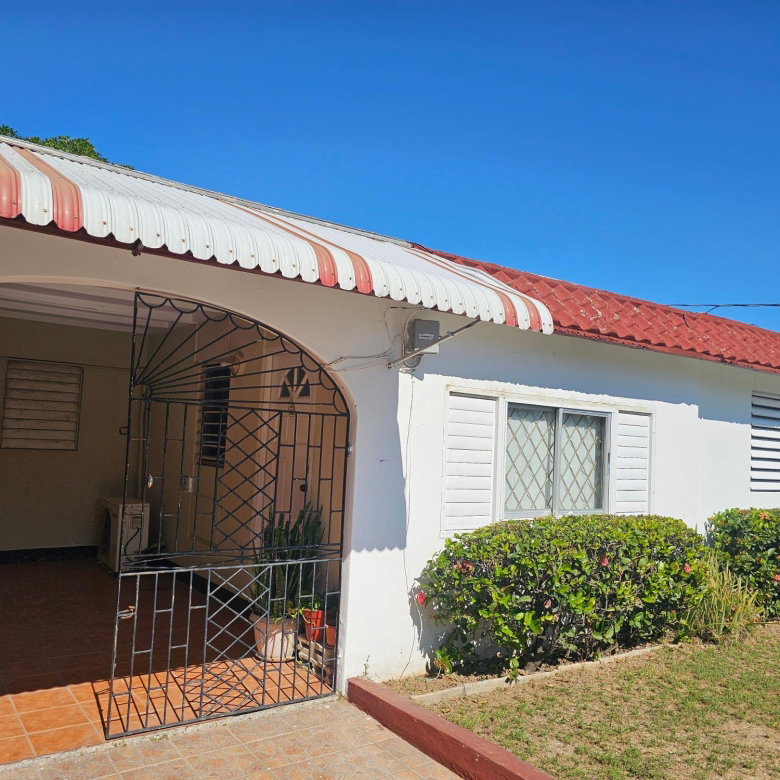 First image of 27 Newton Avenue in Bridgeport, St. Catherine, Jamaica - property is For Sale