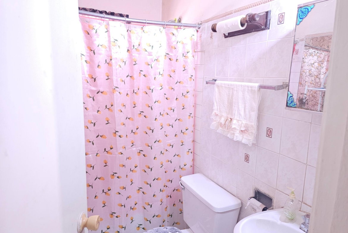 Tenth image of 27 Newton Avenue in Bridgeport, St. Catherine, Jamaica - property is For Sale