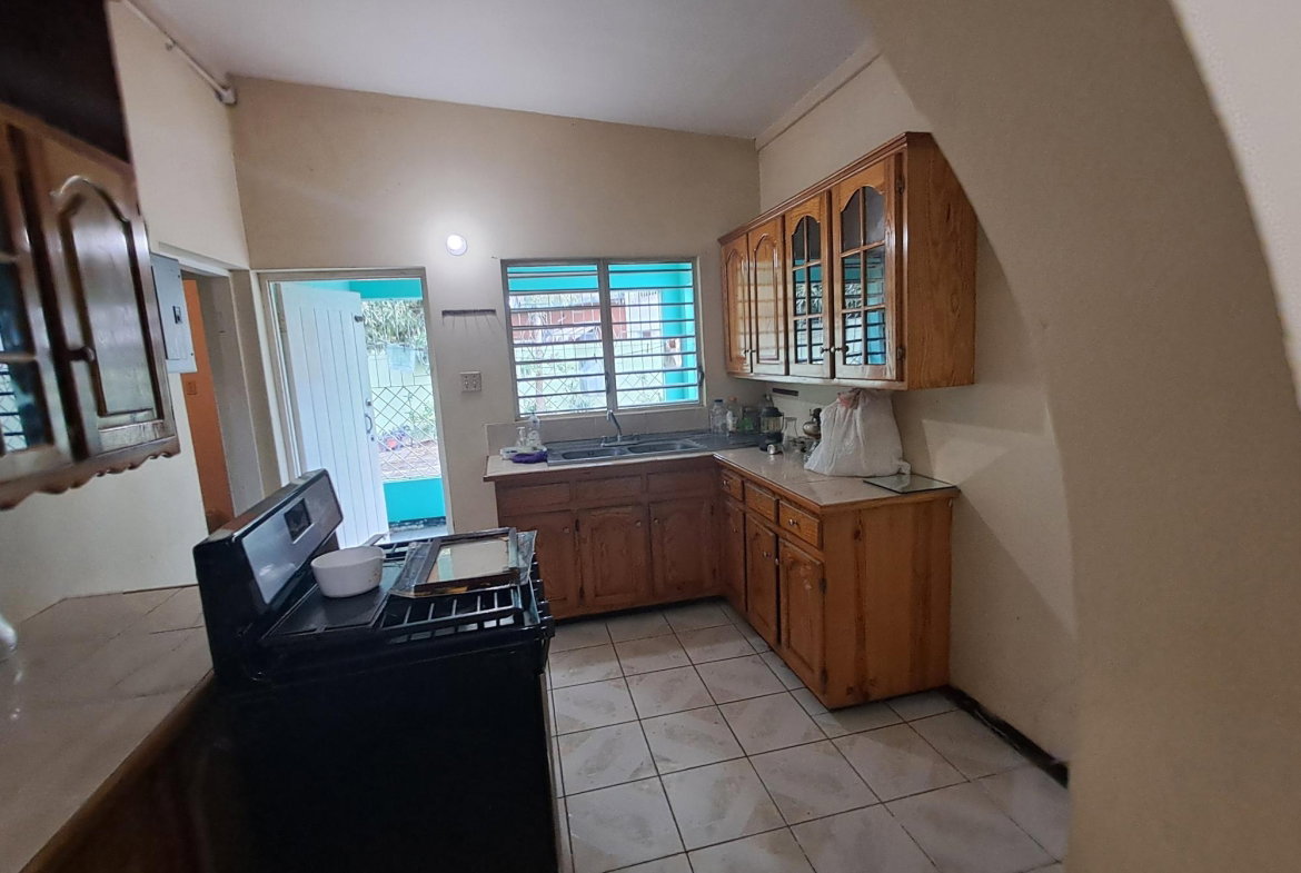 Tenth image of 17 Tachyon Avenue in Gregory Park, St. Catherine, Jamaica - property is For Sale