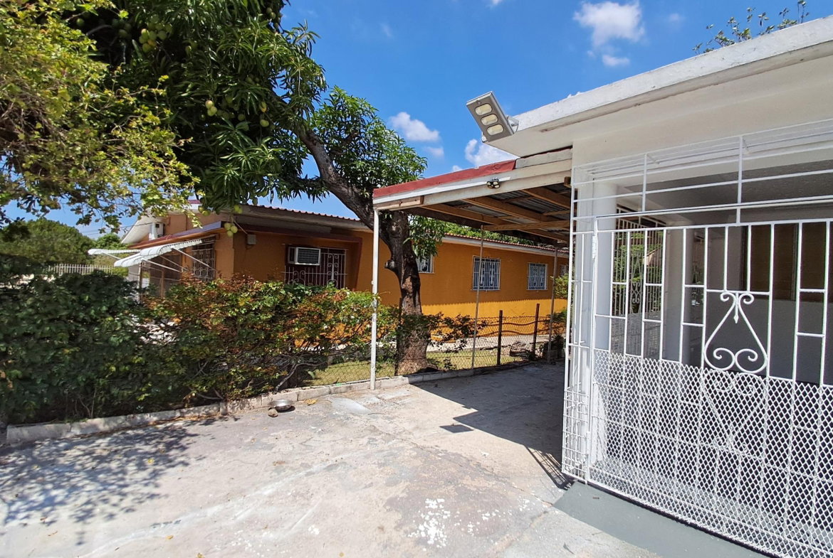 Fifth image of 12 Sunrise Crescent in Kingston 19, St. Andrew, Jamaica - property is For Sale