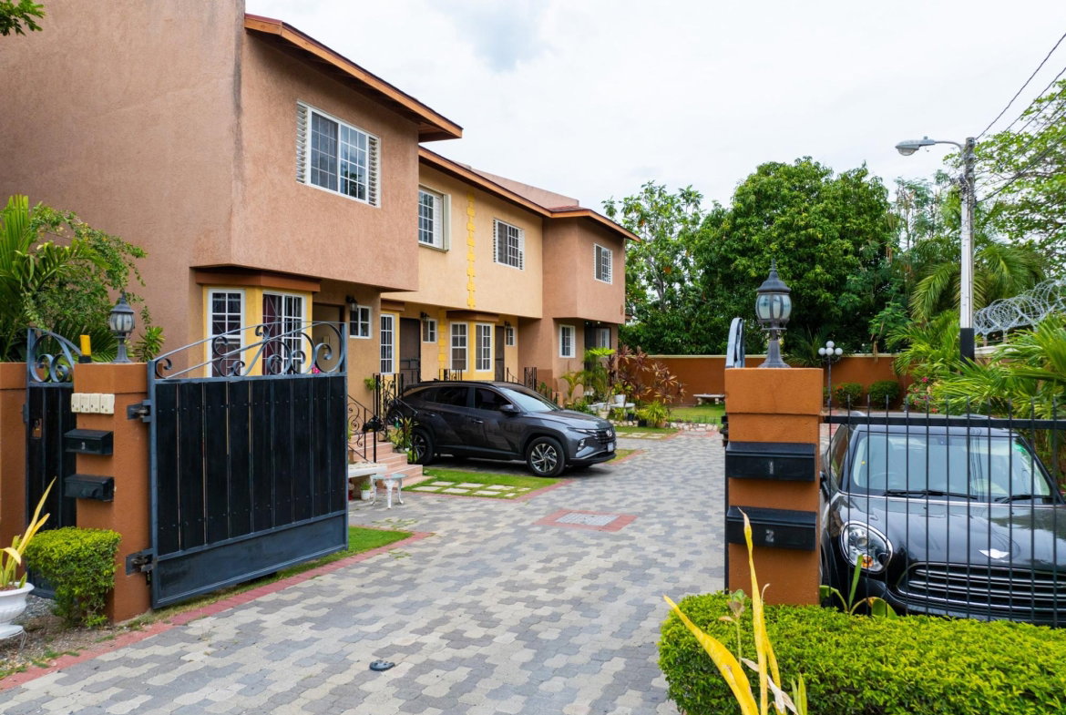 Nineteenth image of 1-11 Braemar Ave in Kingston 5, St. Andrew, Jamaica - property is For Sale