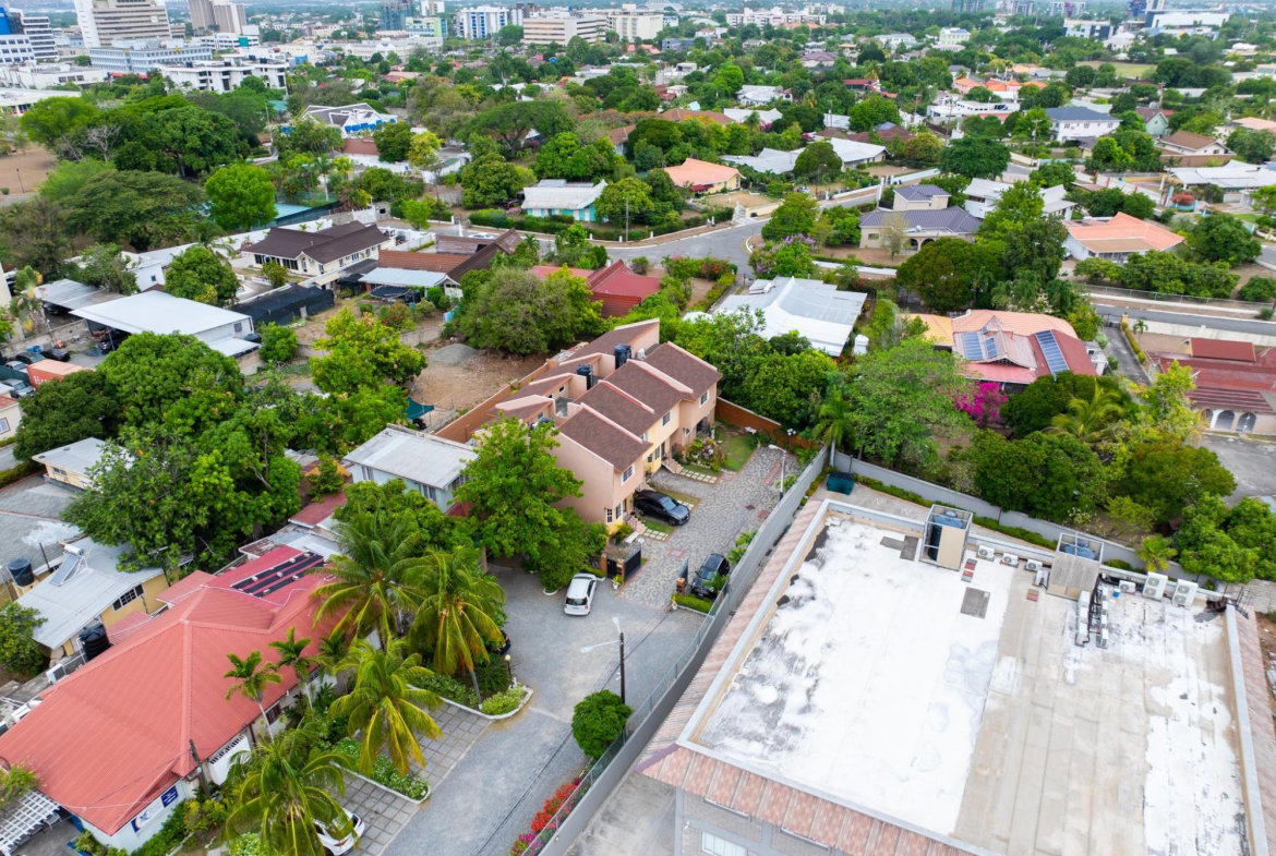 Twentieth image of 1-11 Braemar Ave in Kingston 5, St. Andrew, Jamaica - property is For Sale