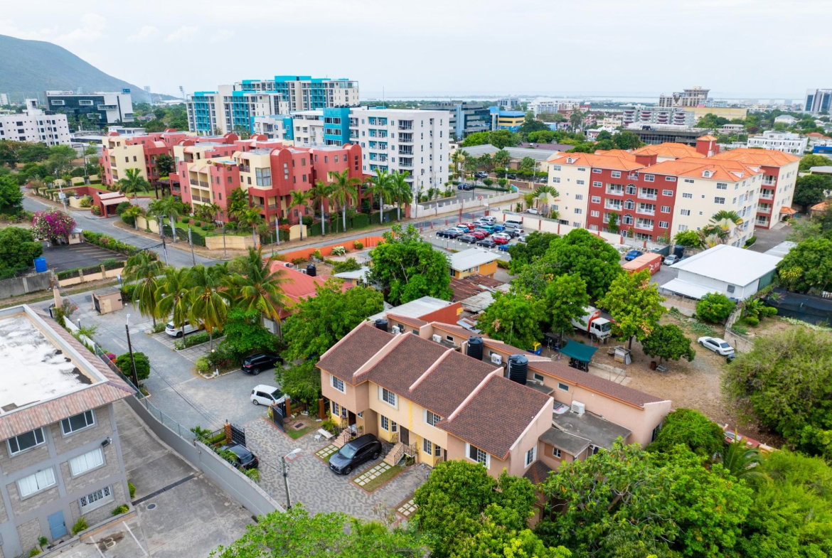 Twenty-First image of 1-11 Braemar Ave in Kingston 5, St. Andrew, Jamaica - property is For Sale