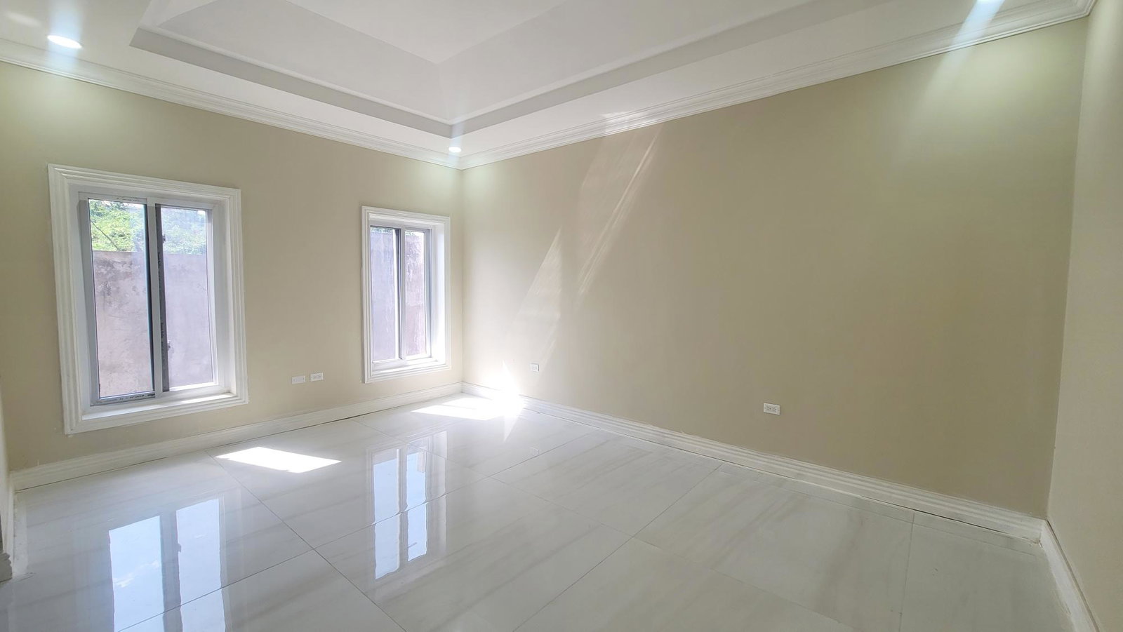 4000-sq-ft-4-Bedroom-Penthouse-For-Sale-at-7-Stanmore-Red-Hills-St.-Andrew Fifteenth image of 7- Stanmore, Red Hills in Red Hills, St. Andrew, Jamaica - property is For Sale