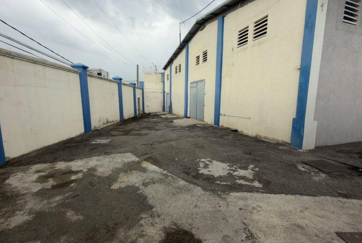 Seventh image of 18 Derrymore Road in Kingston 10, St. Andrew, Jamaica - property is For Rent