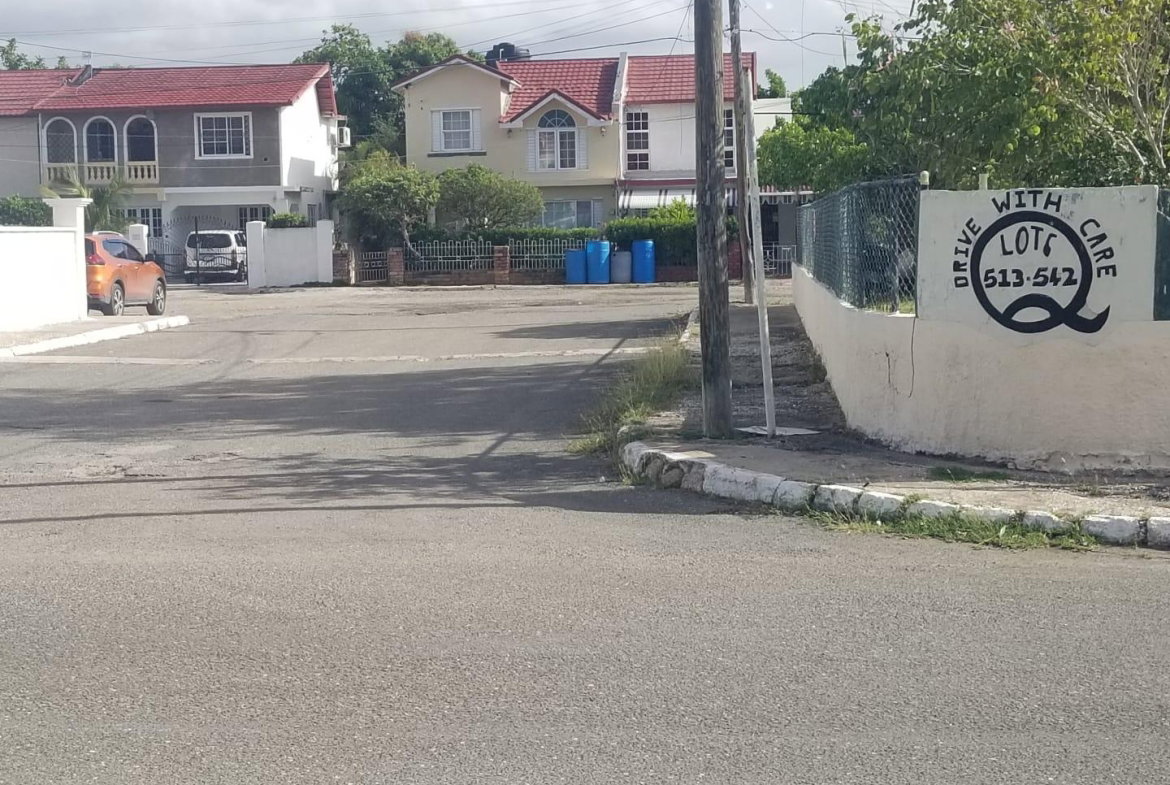 Second image of 525 Fort Totten Drive in Bridgeport, St. Catherine, Jamaica - property is For Sale