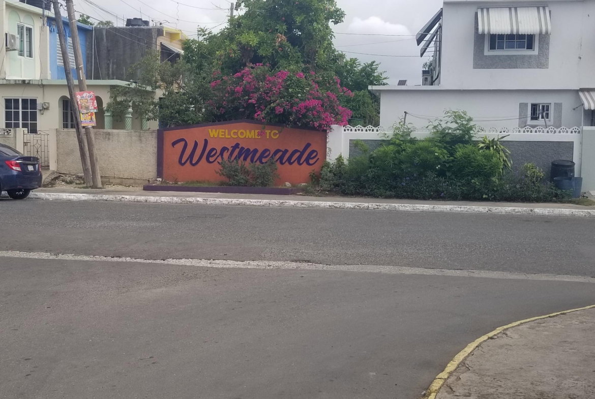 First image of 525 Fort Totten Drive in Bridgeport, St. Catherine, Jamaica - property is For Sale