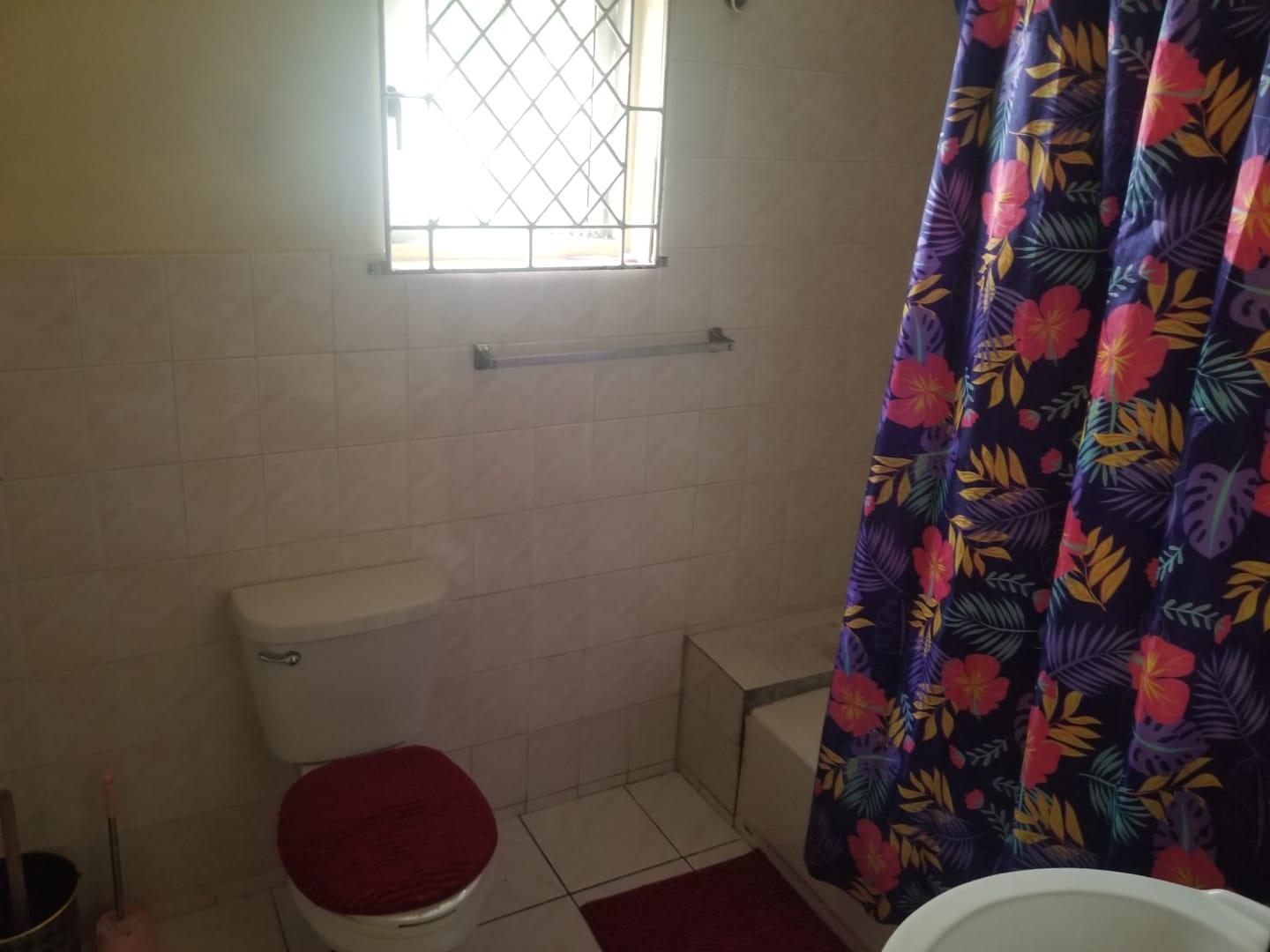 Tenth image of 525 Fort Totten Drive in Bridgeport, St. Catherine, Jamaica - property is For Sale