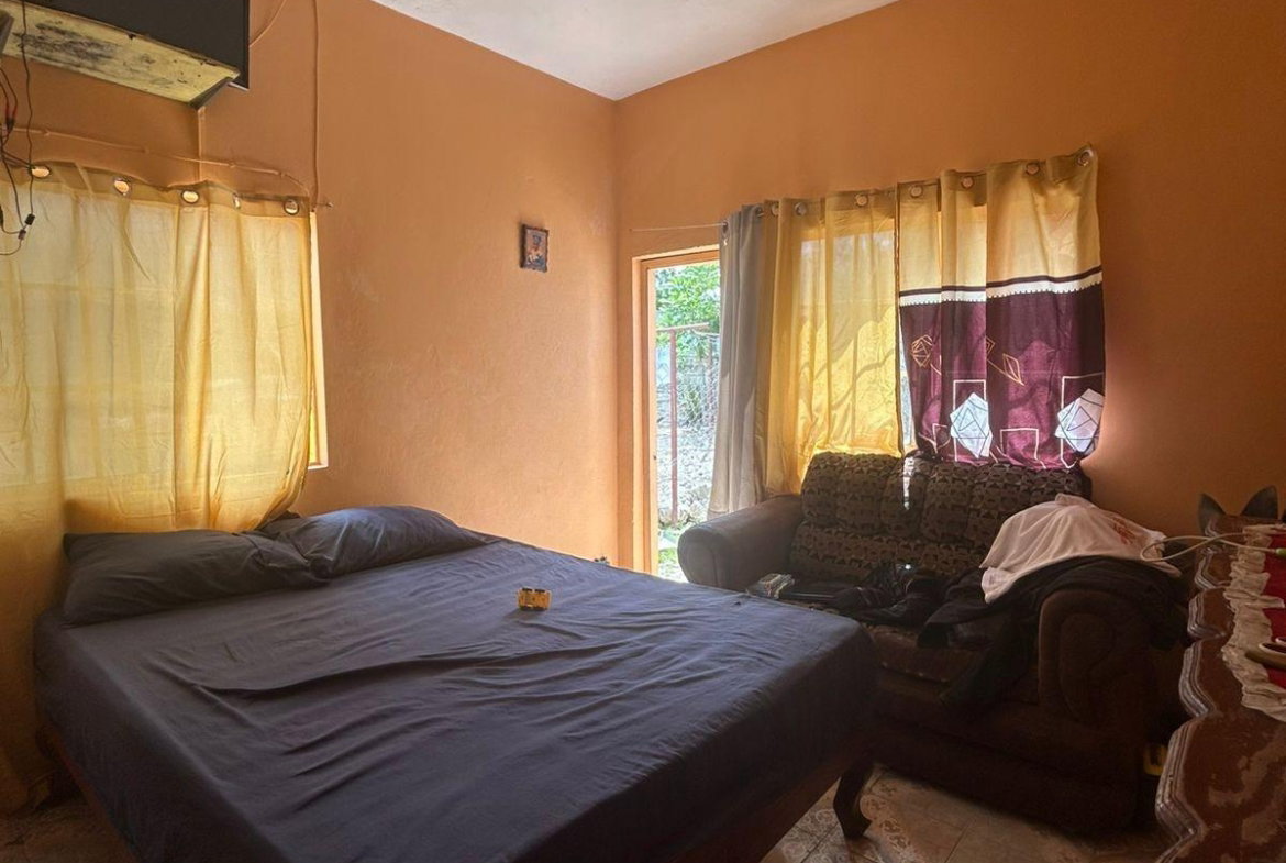 Eighth image of 52-415 Grenada Glade, Portmore v in Gregory Park, St. Catherine, Jamaica - property is For Sale