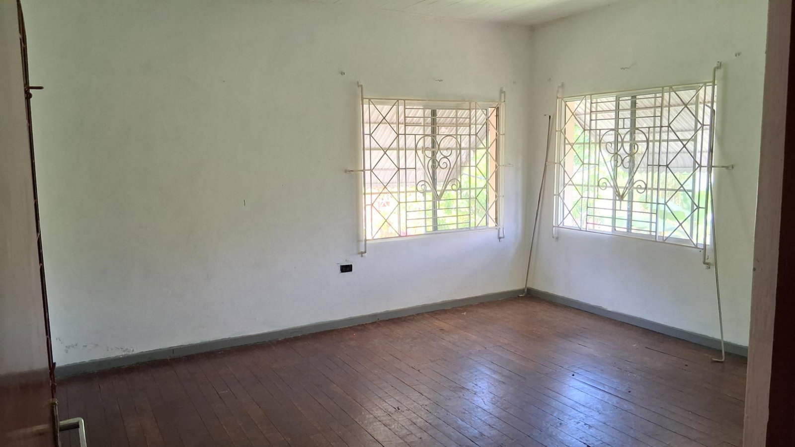 Eighth image of 3 Sunrise Crescent in Mandeville, Manchester, Jamaica - property is For Sale