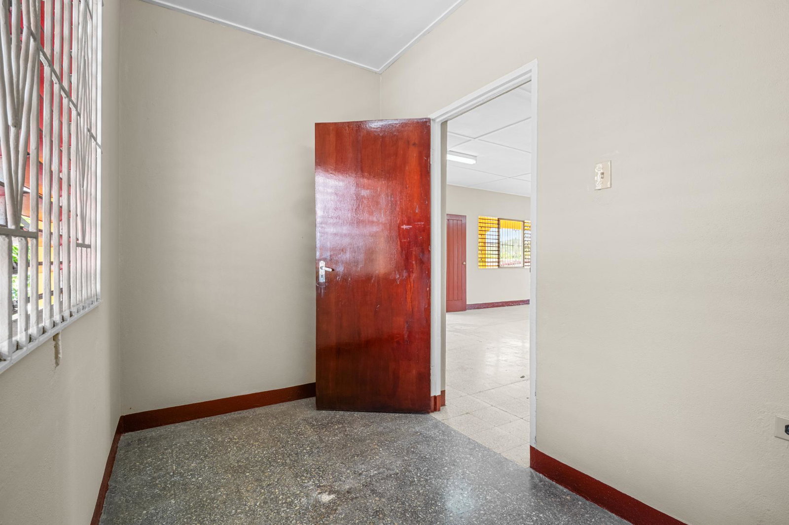 660-sq-ft-Commercial-Office-Space-for-Rent-–-Essex-Avenue-Greendale-Spanish-Town Fourth image of 2-366 Essex Drive in Spanish Town, St. Catherine, Jamaica - property is For Rent