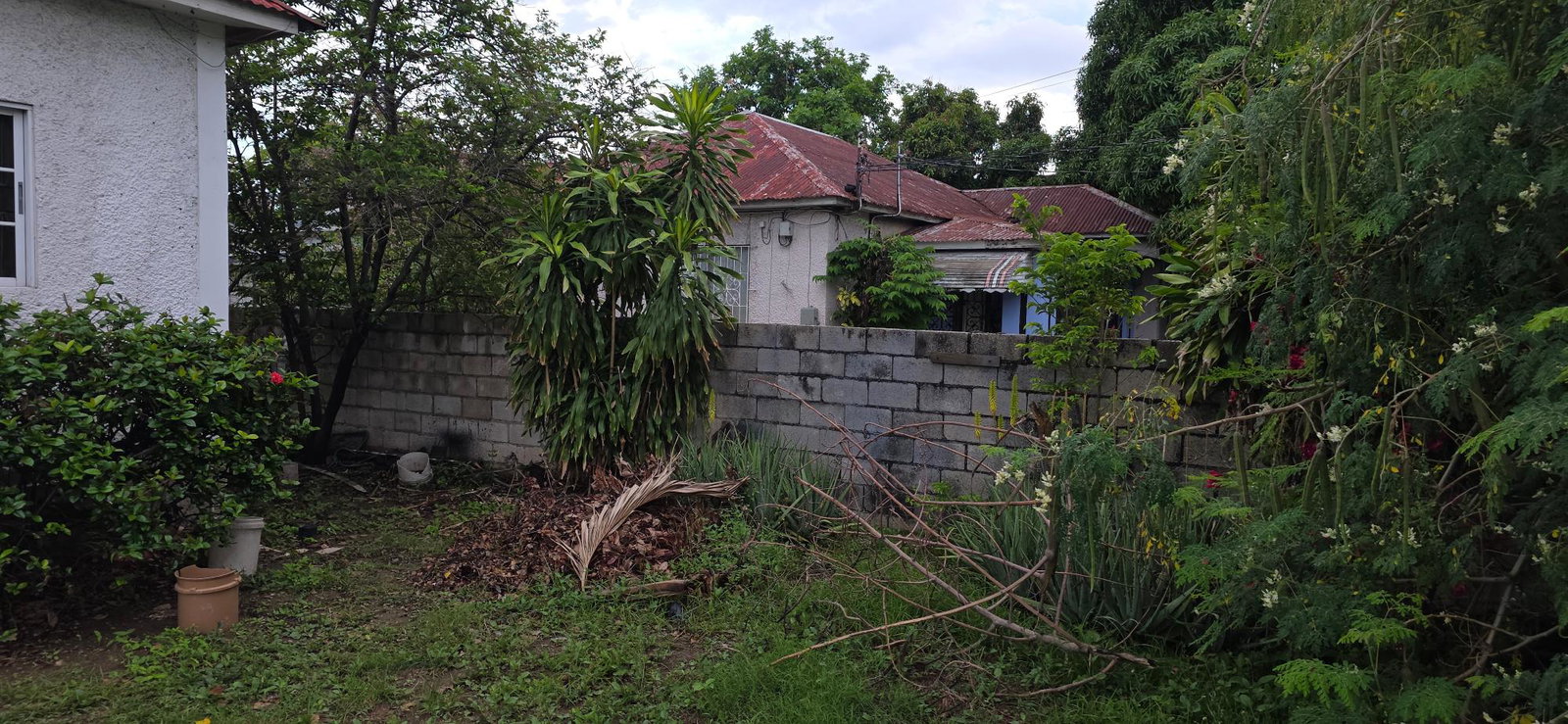 Thirteenth image of 6 Kings Avenue in Kingston 10, St. Andrew, Jamaica - property is For Sale