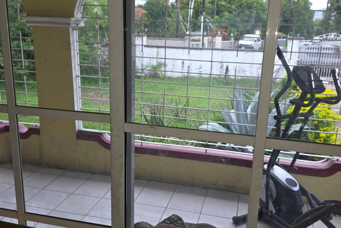 Sixth image of 6 Kings Avenue in Kingston 10, St. Andrew, Jamaica - property is For Sale