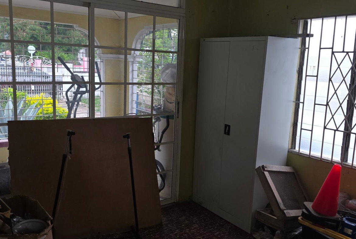 Seventh image of 6 Kings Avenue in Kingston 10, St. Andrew, Jamaica - property is For Sale