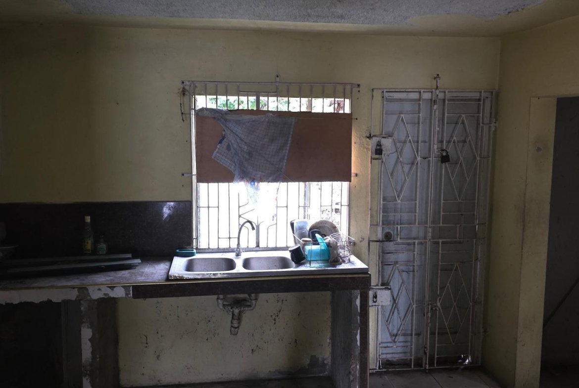 Ninth image of 6 Kings Avenue in Kingston 10, St. Andrew, Jamaica - property is For Sale