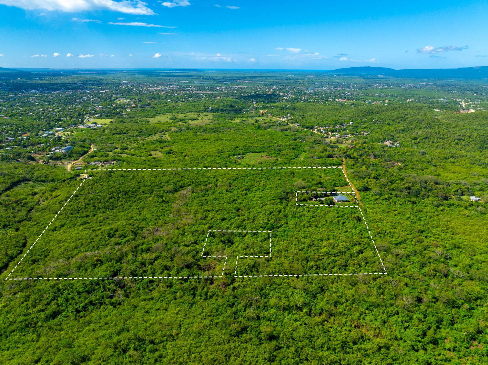 Twelfth image of Denbigh, Clarendon in Denbigh, Clarendon, Jamaica - property is For Sale