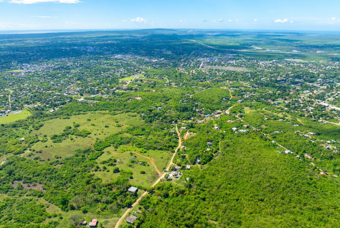First image of Denbigh, Clarendon in Denbigh, Clarendon, Jamaica - property is For Sale