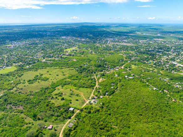 First image of Denbigh, Clarendon in Denbigh, Clarendon, Jamaica - property is For Sale