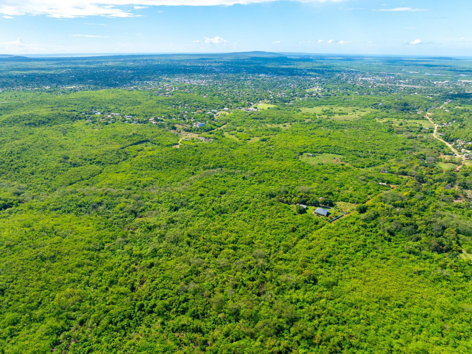 Seventh image of Denbigh, Clarendon in Denbigh, Clarendon, Jamaica - property is For Sale