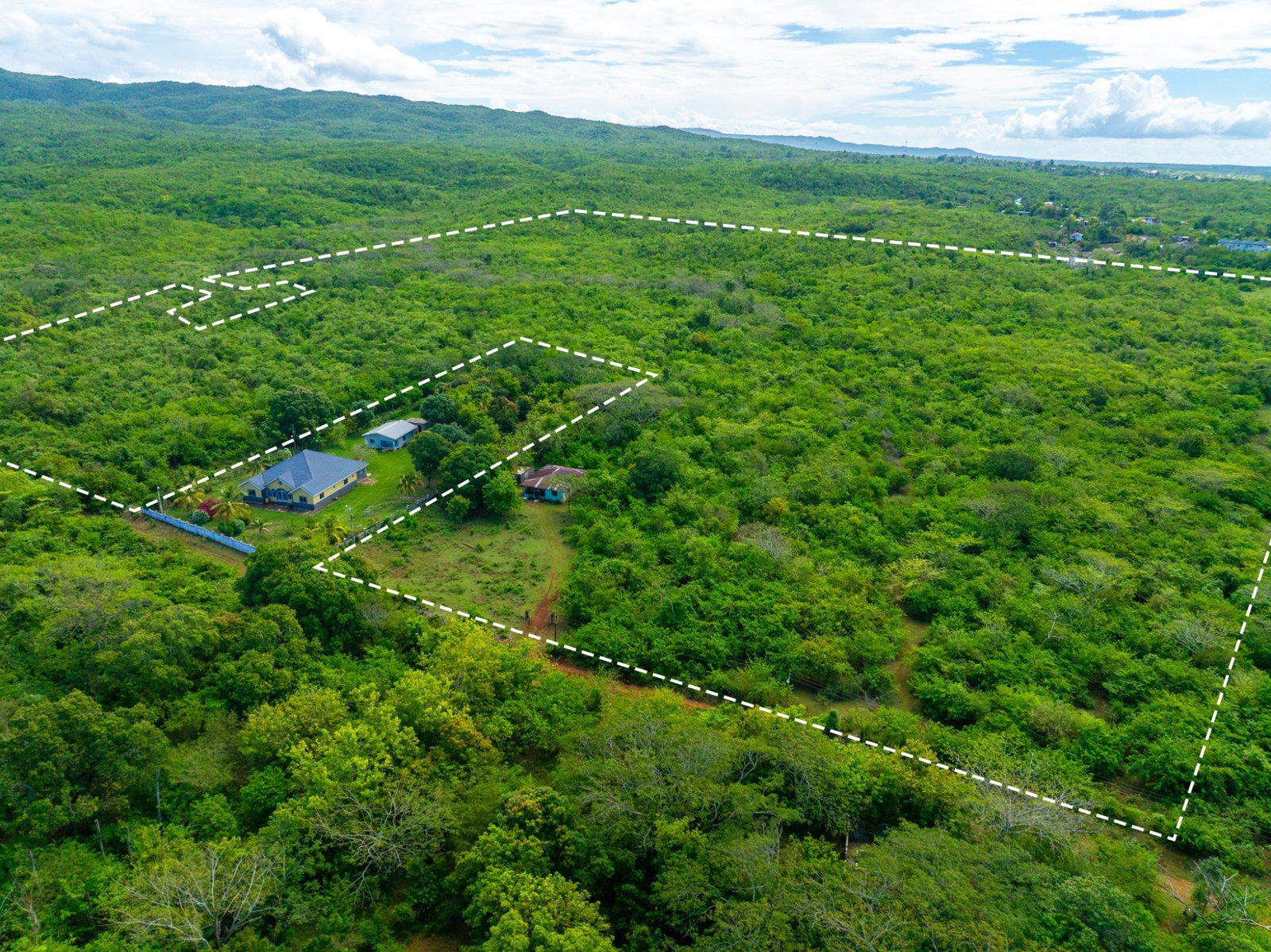 Eighth image of Denbigh, Clarendon in Denbigh, Clarendon, Jamaica - property is For Sale