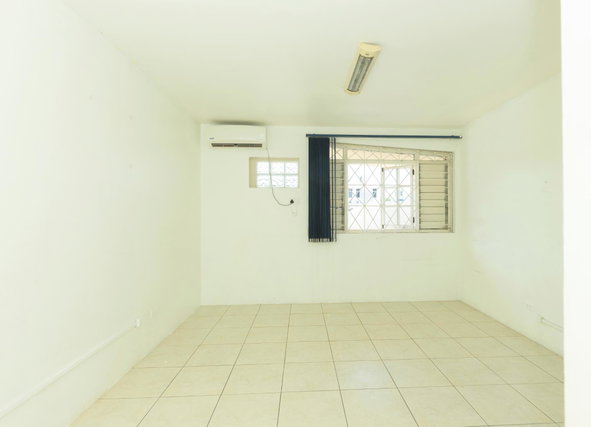 Seventh image of 1d-1e Braemar Avenue in Kingston 5, St. Andrew, Jamaica - property is For Rent