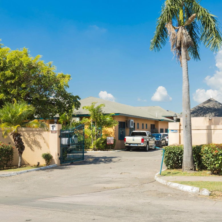 First image of 1d-1e Braemar Avenue in Kingston 5, St. Andrew, Jamaica - property is For Rent