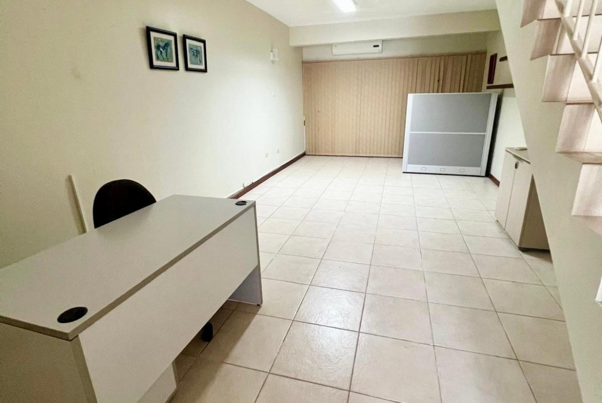 Third image of 6-1d-1e Braemar Avenue in Kingston 5, St. Andrew, Jamaica - property is For Rent